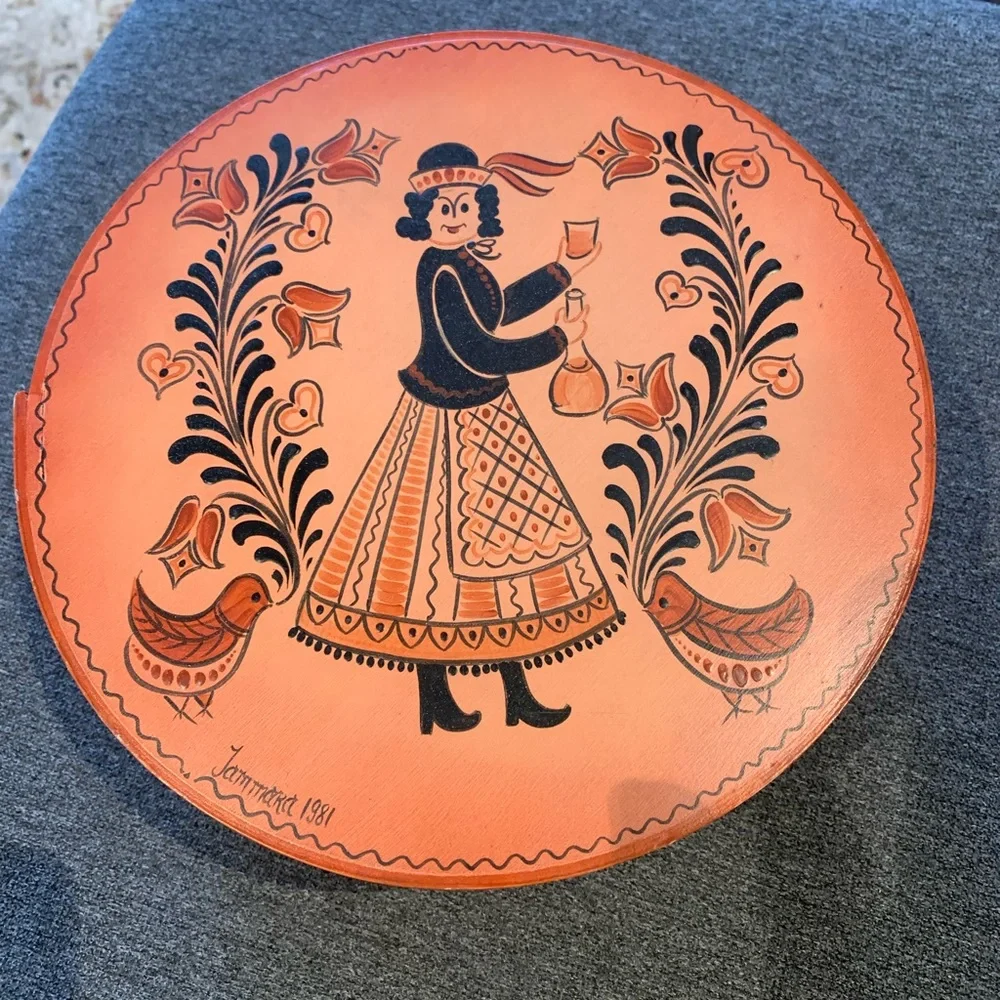 Vintage Hand-painted Tole Cheesebox - Picture 1 of 4